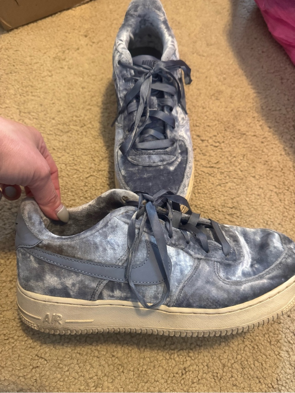 Nike Kids Velvet Low-Top Sneakers in Slate Blue